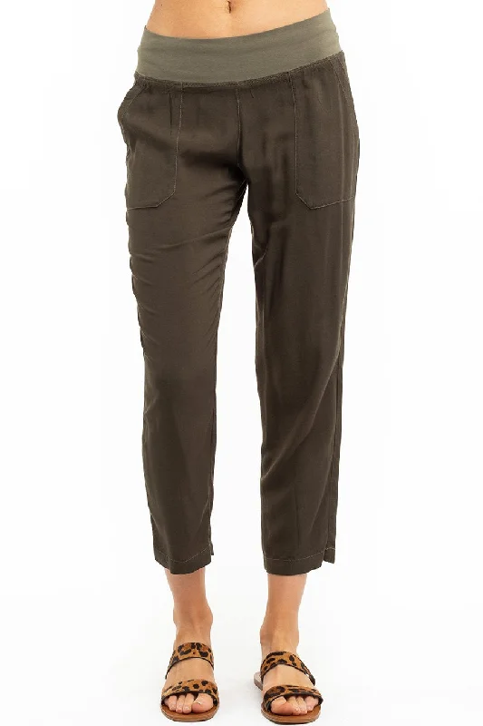 Easy Crop Pant